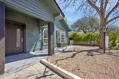 808 W Elizabeth Street, Austin, TX 78704 - Photo 2
