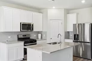 106 Osier Pass, Hutto, TX 78634 - Photo 14