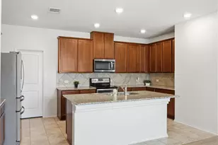 16616 Brogan Ln, Pflugerville, TX 78660 - Photo 14