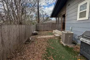 1909 Morrow St, Austin, TX 78757 - Photo 18