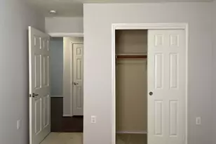 9005 Sun Shower Bend, Austin, TX 78724 - Photo 16