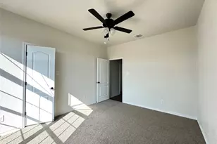 718 Golden Eagle Dr, Salado, TX 76571 - Photo 12