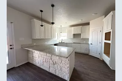 718 Golden Eagle Drive, Salado, TX 76571 - Photo 4