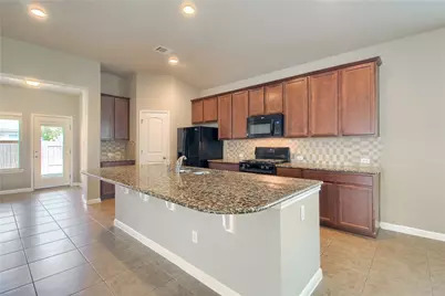 8120 Rosano Street, Round Rock, TX 78665 - Photo 8