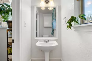 1184 Waller St, Austin, TX 78702 - Photo 8