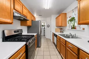 1184 Waller St, Austin, TX 78702 - Photo 6