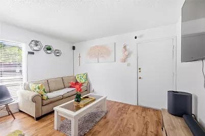 2801 Hemphill Park #A201, Austin, TX 78705 - Photo 2