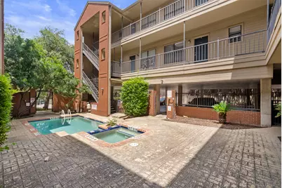 106 E 30th Street #303, Austin, TX 78705 - Photo 16