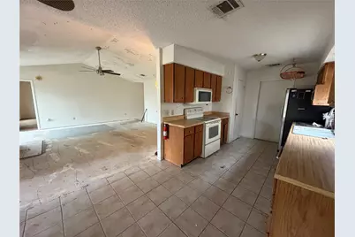 5609 Porsche Lane, Austin, TX 78749 - Photo 8