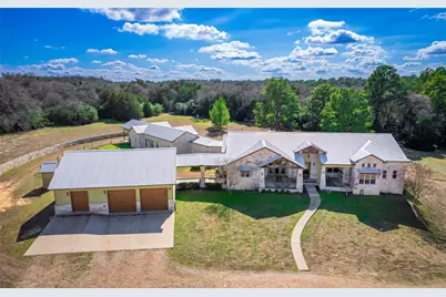 335 La Reata Trail, Smithville, TX 78957 - Photo 2