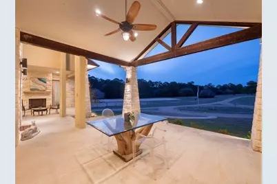 335 La Reata Trail, Smithville, TX 78957 - Photo 4