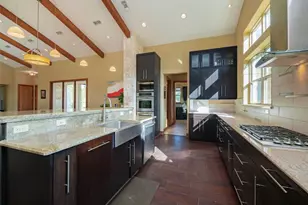 335 La Reata Trail, Smithville, TX 78957 - Photo 10