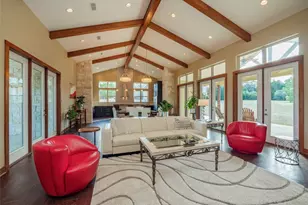 335 La Reata Trail, Smithville, TX 78957 - Photo 6