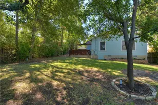 208 Braeswood Rd, Austin, TX 78704 - Photo 22