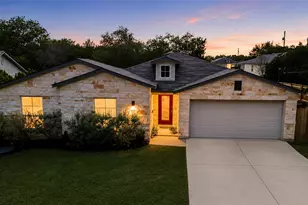 5302 Thunderbird St, Lago Vista, TX 78645 - Photo 4