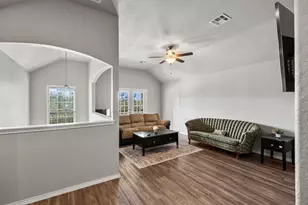 1821 Logan Trail, New Braunfels, TX 78130 - Photo 12