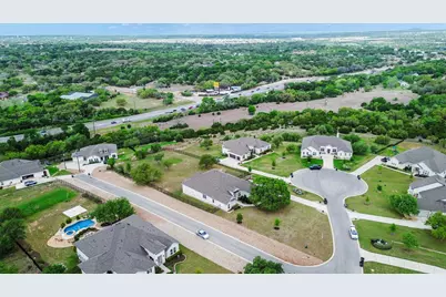125 Pueblo Peakk Cove, Liberty Hill, TX 78642 - Photo 38