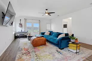 129 Esparza Dr, Bastrop, TX 78602 - Photo 6