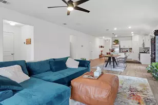 129 Esparza Dr, Bastrop, TX 78602 - Photo 4