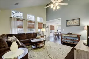9112 Swanson Ln, Austin, TX 78748 - Photo 2