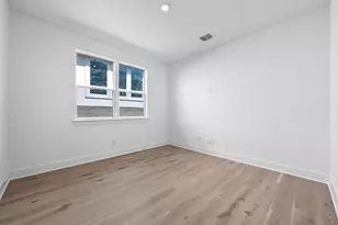 1916 Montella Wy, Leander, TX 78641 - Photo 20