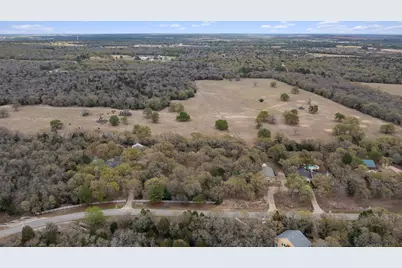 124 Kingwood Drive, Elgin, TX 78621 - Photo 14