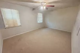 9262 N Hwy 77, Lexington, TX 78947 - Photo 14