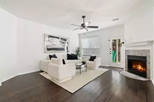 1712 Lynnville Trail, Austin, TX 78727 - Photo 12
