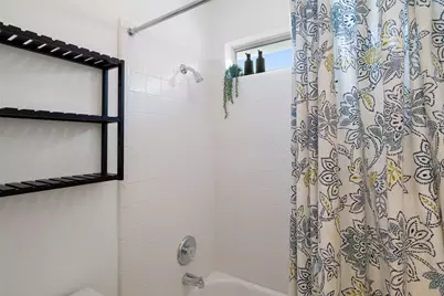 1712 Lynnville Trail, Austin, TX 78727 - Photo 32