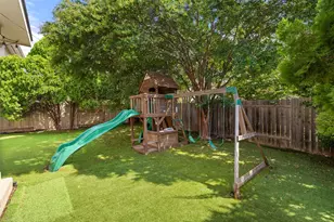 1712 Lynnville Trail, Austin, TX 78727 - Photo 36