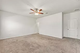 4413 Lobo Landing Ln, Georgetown, TX 78628 - Photo 16