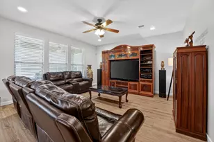 1124 Calla Lily Boulevard, Leander, TX 78641 - Photo 12