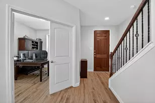 1124 Calla Lily Boulevard, Leander, TX 78641 - Photo 8