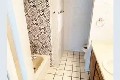 806 W 24th Street #229, Austin, TX 78705 - Photo 20