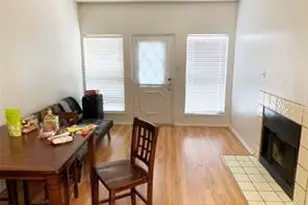 806 W 24th St, Austin, TX 78705 - Photo 1