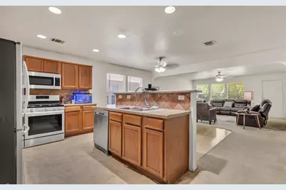 508 Red Tails Drive, Austin, TX 78725 - Photo 4
