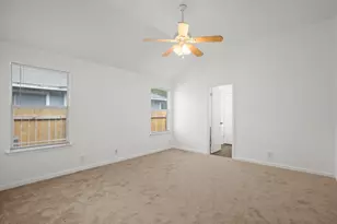 14608 Menifee St, Austin, TX 78725 - Photo 12