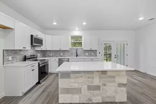 165 Nuuanu Ln, Bastrop, TX 78602 - Photo 10