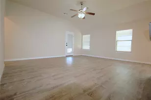 219 Tascate St, Georgetown, TX 78628 - Photo 14