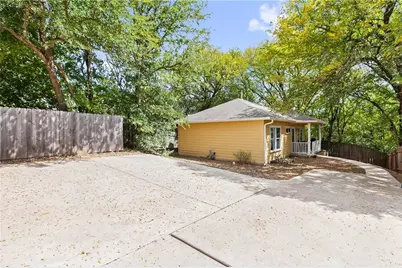 1311 E M Franklin Avenue #B, Austin, TX 78721 - Photo 16