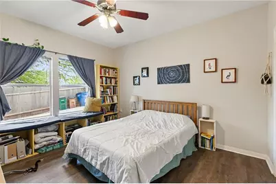 1311 E M Franklin Avenue #B, Austin, TX 78721 - Photo 8