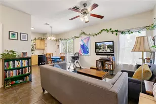 1311 E M. Franklin Ave, Austin, TX 78721 - Photo 2