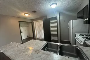 4910 Pepper Ln, Austin, TX 78744 - Photo 20