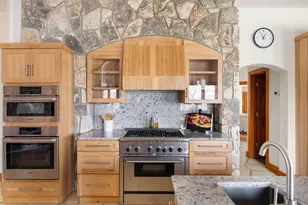 1600 Las Entradas Dr, Spicewood, TX 78669 - Photo 10