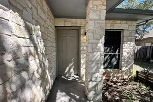 8706 Weiser Dr, Austin, TX 78729 - Photo 6