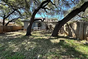 8706 Weiser Dr, Austin, TX 78729 - Photo 36