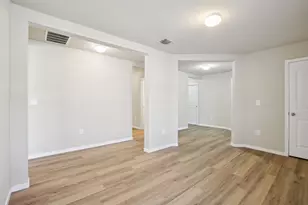 13205 Henneman Dr, Pflugerville, TX 78660 - Photo 16