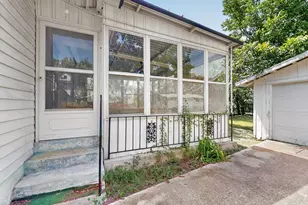 4703 Leslie Ave, Austin, TX 78721 - Photo 30