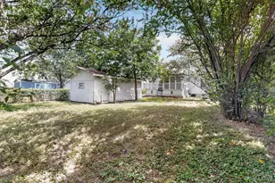 4703 Leslie Ave, Austin, TX 78721 - Photo 32