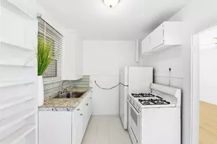 1216 Holly St, Austin, TX 78702 - Photo 10